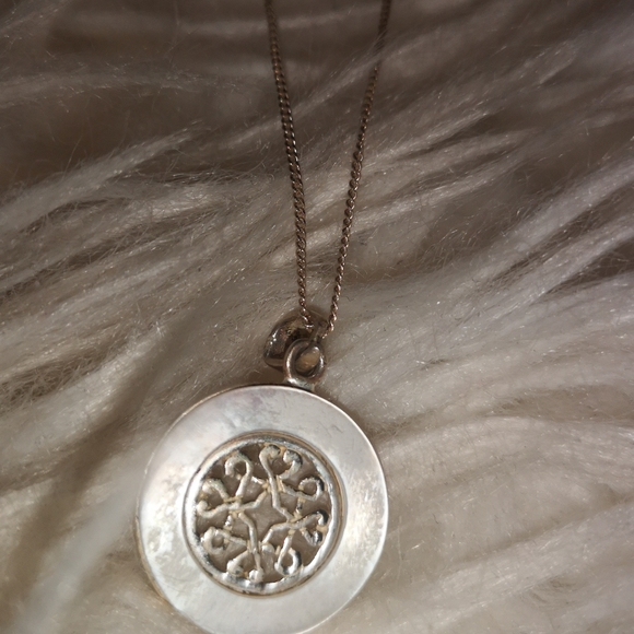 Vintage Pearl white and silver necklace - Picture 4 of 12